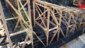 【カメラ基礎知識12】室内写真が劇的に変わる4つのヒント：プロが最初に教えるライティングのコツ【自然光と人工光の極意】