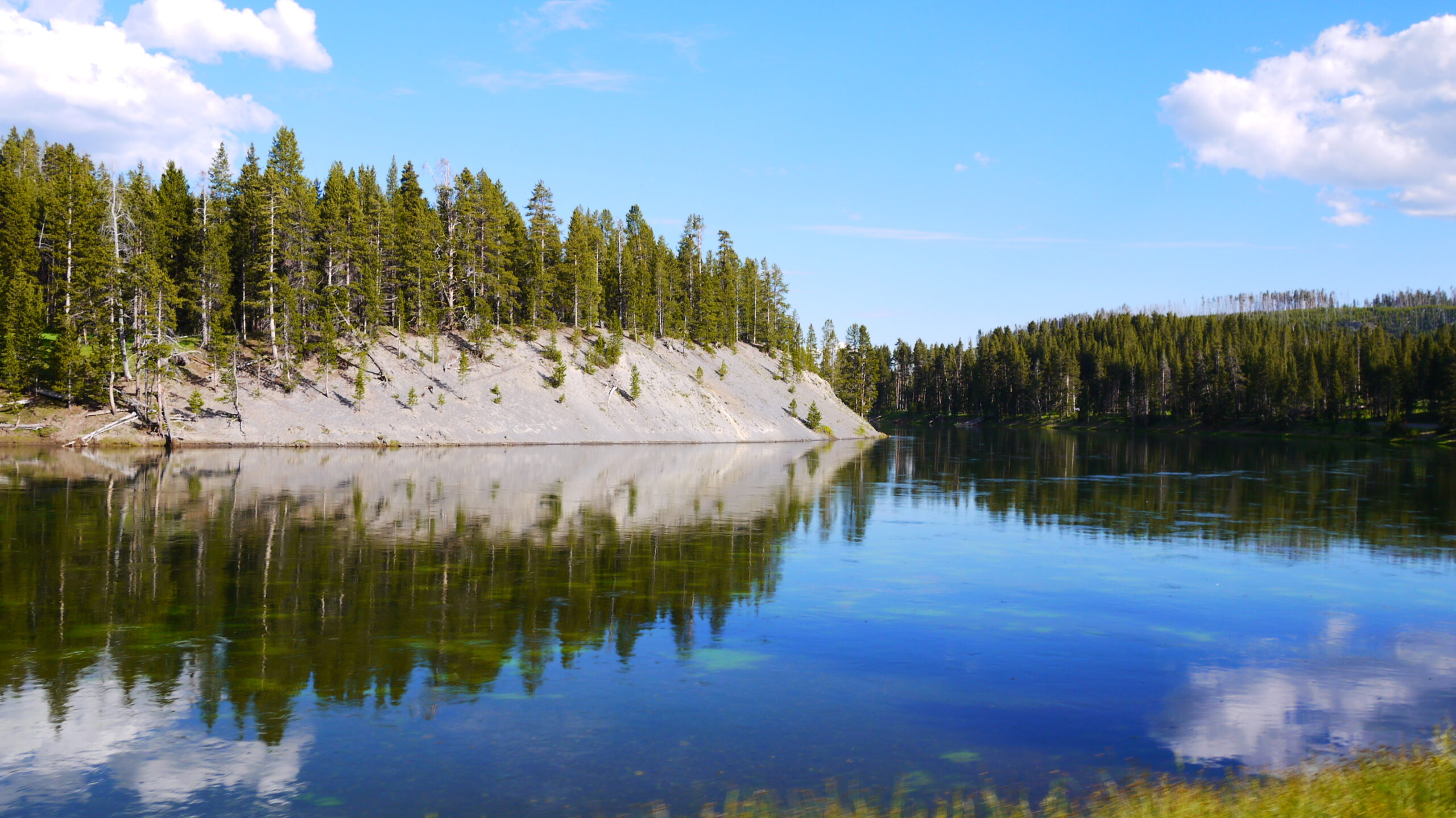 【カメラ基礎知識34】写真を「仕事」に変える。心を動かし、チャンスを掴むポートフォリオ制作の5つの本質【写真家としての価値を伝えるポートフォリオ制作術】